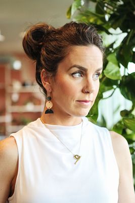 boho_style_black_leather_gold_jewelry