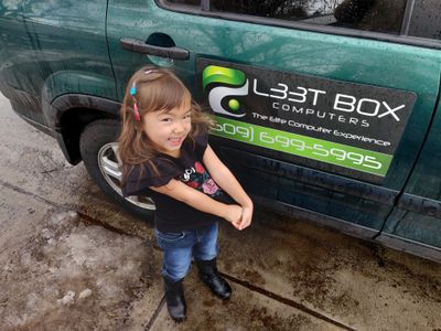 Daughter-with-car-logo