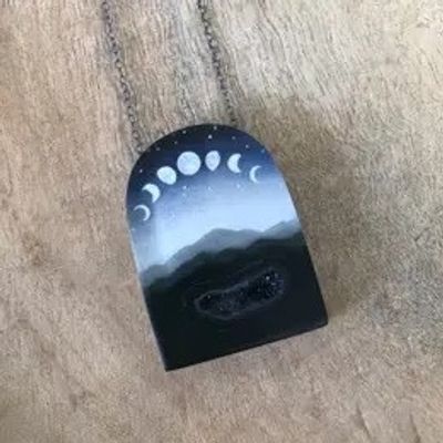 fernworks-geode-phases-necklace