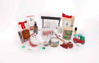 INW_TradingCo_HolidayBox-3