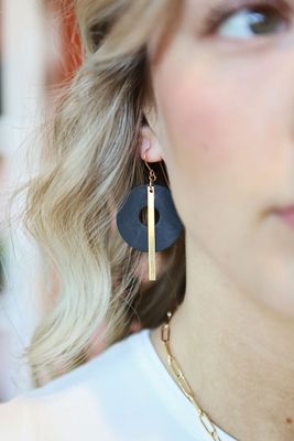 modern_style_gold_black_art_deco_earrings